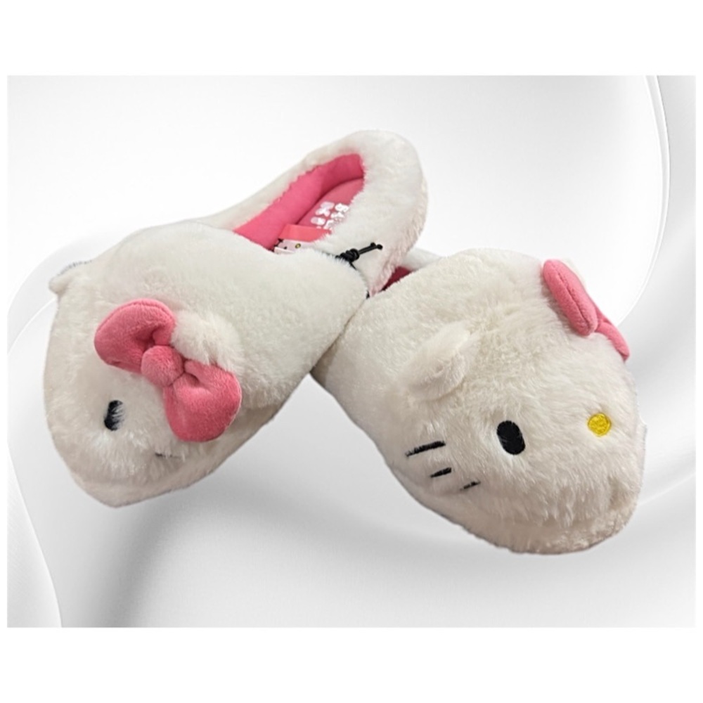 HELLO KITTY & FRIENDS GIRLS SLIPPERS